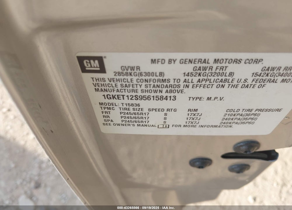 2005 GMC ENVOY XUV SLT VIN: 1GKET12S956158413