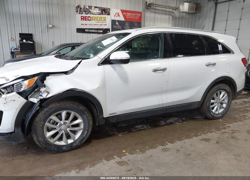 2016 KIA SORENTO 2.4L LX VIN: 5XYPGDA38GG081912
