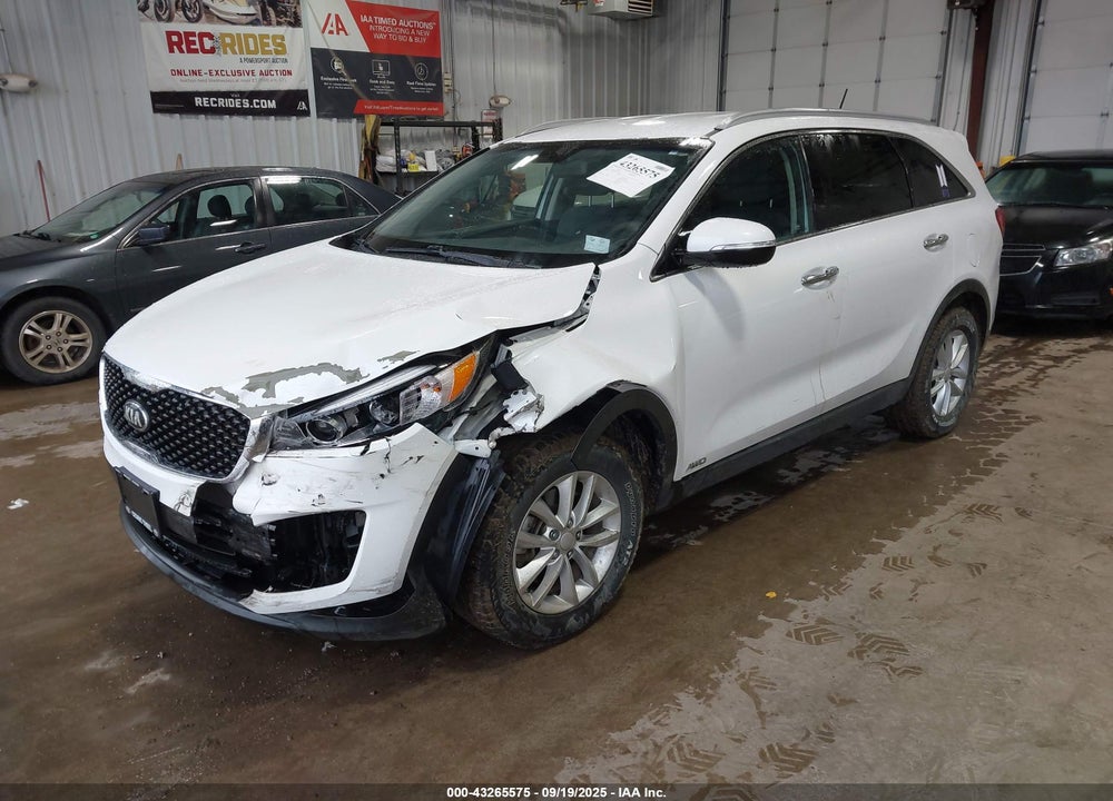 2016 KIA SORENTO 2.4L LX VIN: 5XYPGDA38GG081912