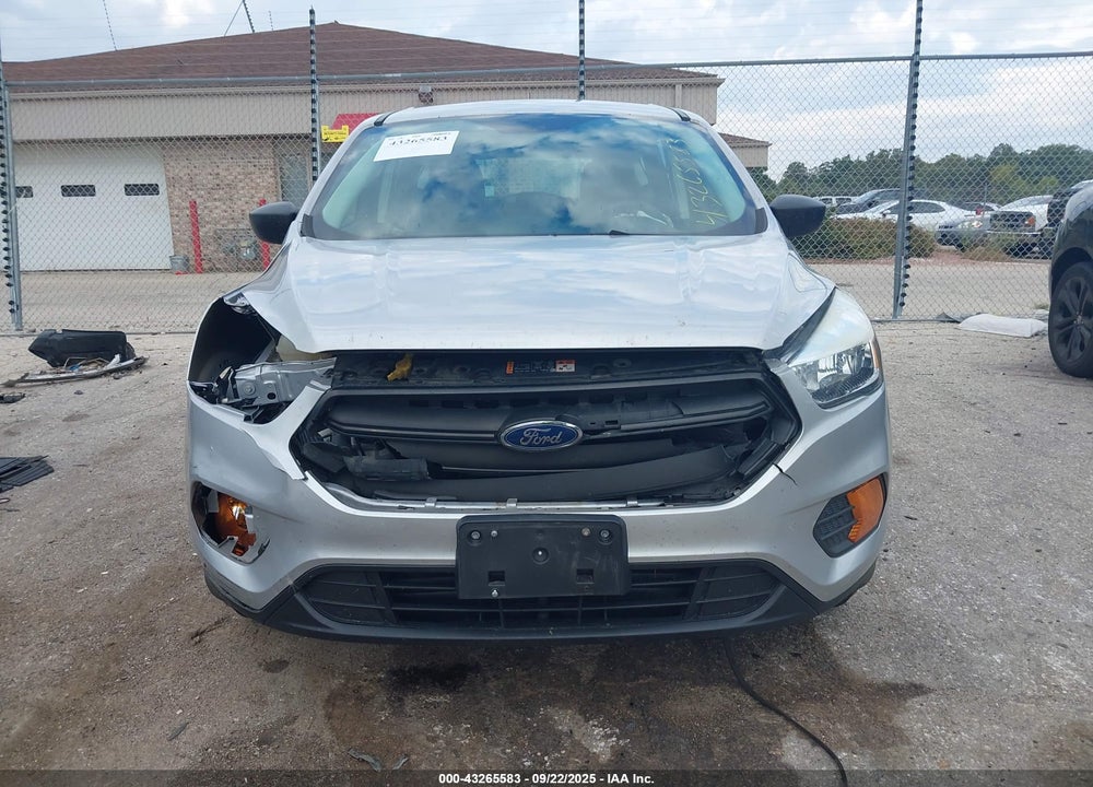 2017 FORD ESCAPE VIN: 1FMCU0F75HUC05531