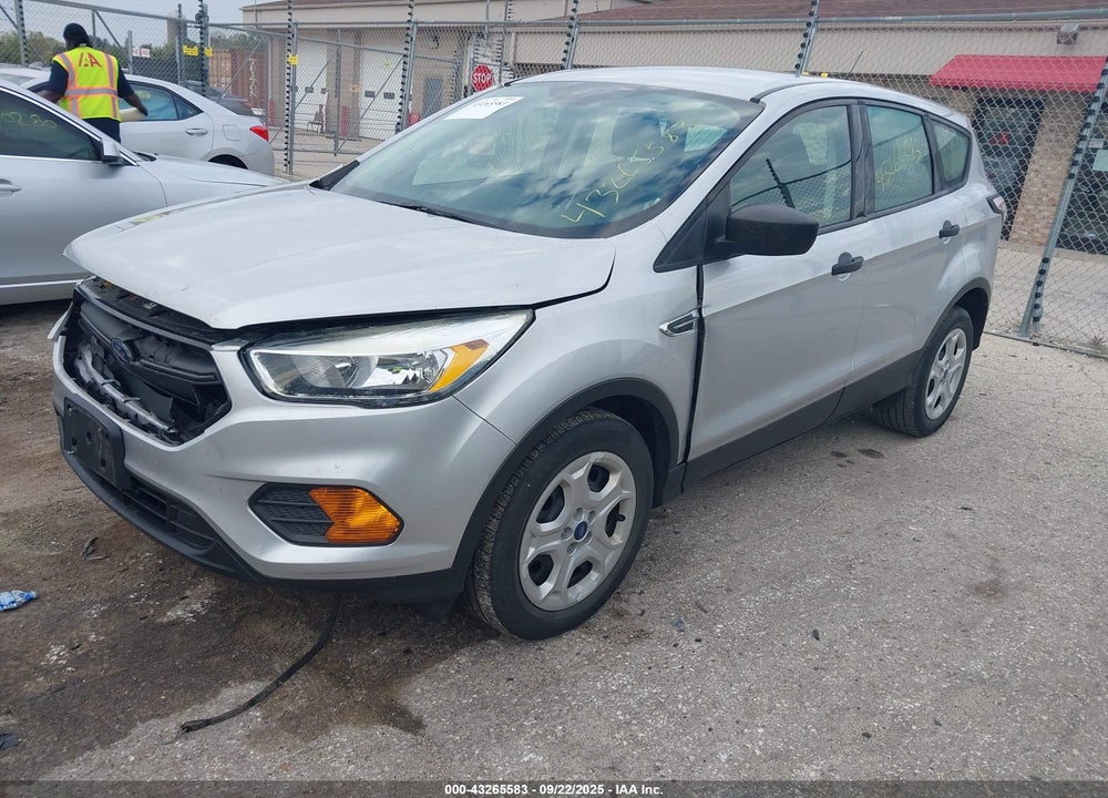 2017 FORD ESCAPE VIN: 1FMCU0F75HUC05531