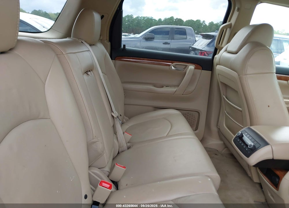 2008 SATURN OUTLOOK XR VIN: 5GZER23758J199731