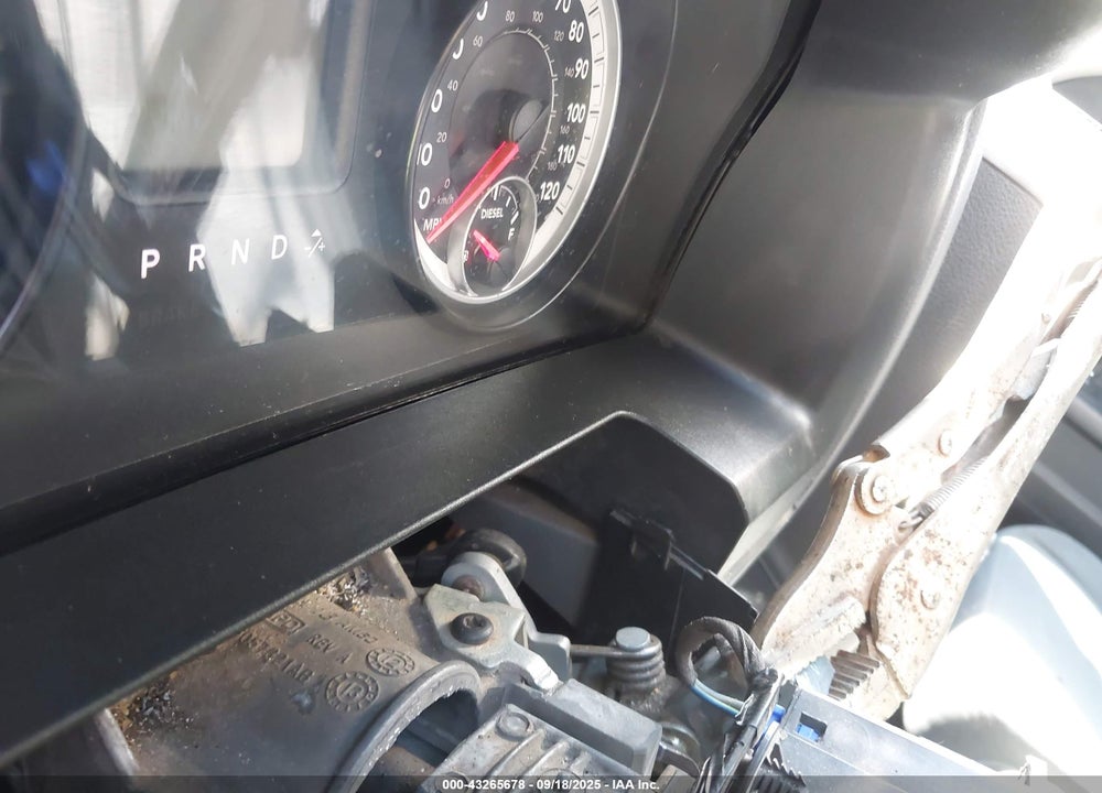 2014 RAM 2500 VIN: 3C6UR5CL3EG195788