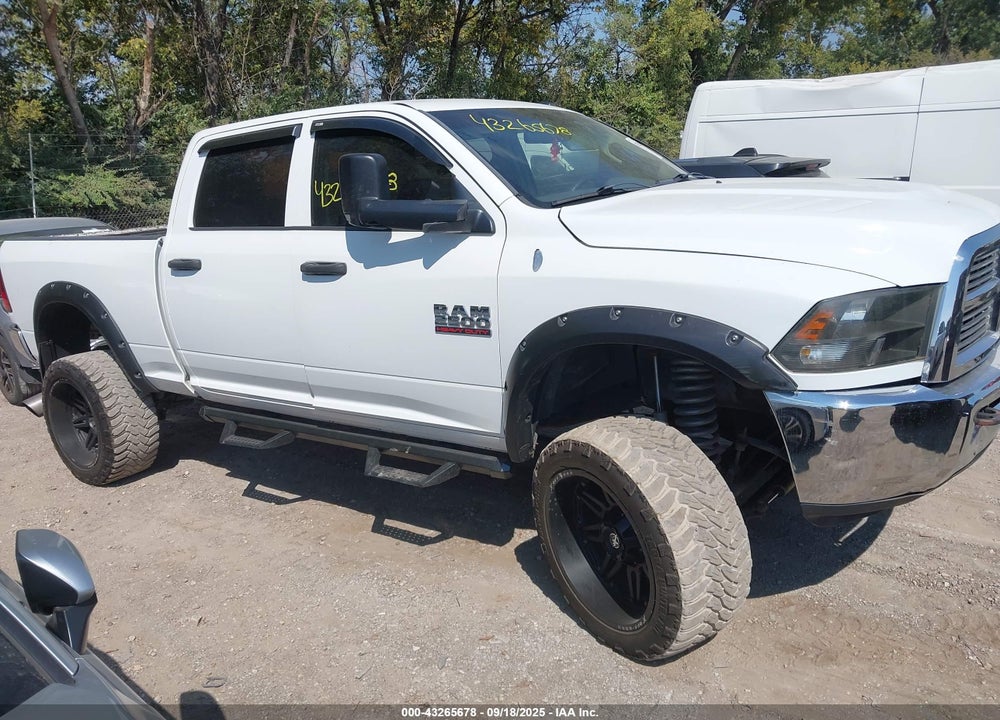 2014 RAM 2500 VIN: 3C6UR5CL3EG195788