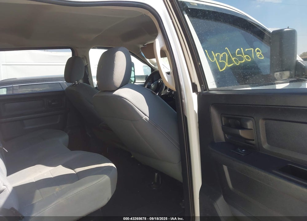2014 RAM 2500 VIN: 3C6UR5CL3EG195788