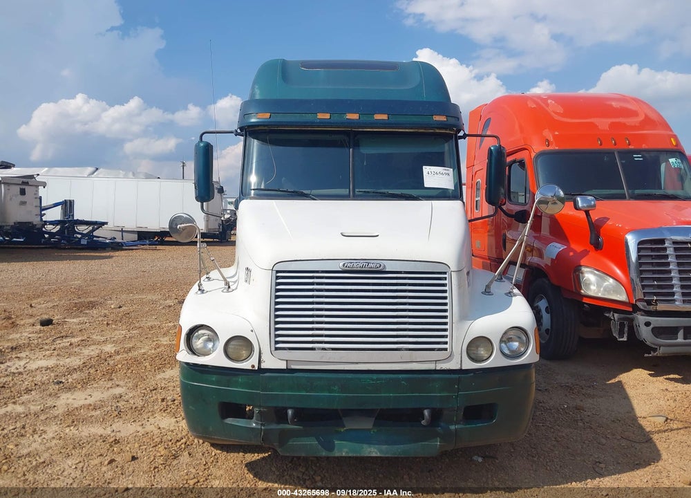 2001 FREIGHTLINER CONVENTIONAL ST120 VIN: 1FUJBBBD11LJ00742