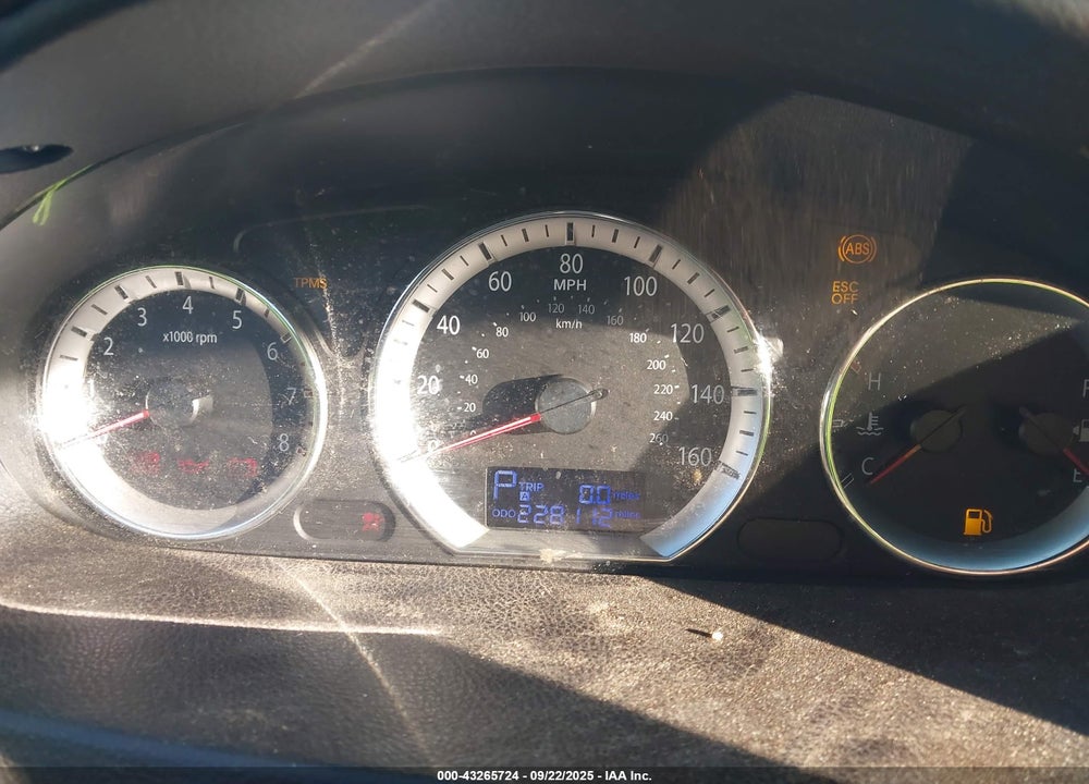 2010 HYUNDAI SONATA VIN: 5NPET4AC2AH586461