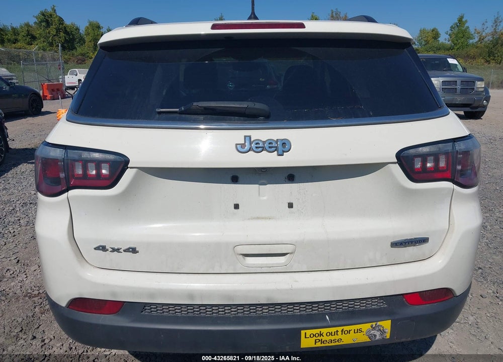 2018 JEEP COMPASS LATITUDE 4X4 VIN: 3C4NJDBB1JT207140