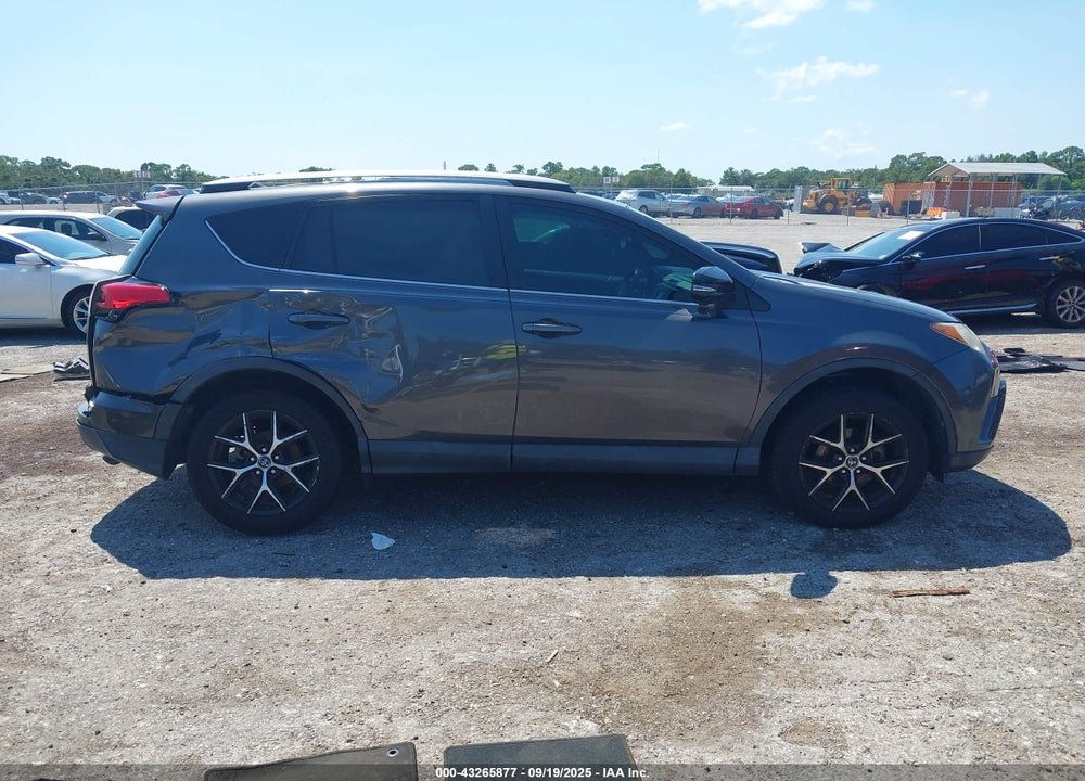 2017 TOYOTA RAV4 SE VIN: 2T3JFREV6HW570667