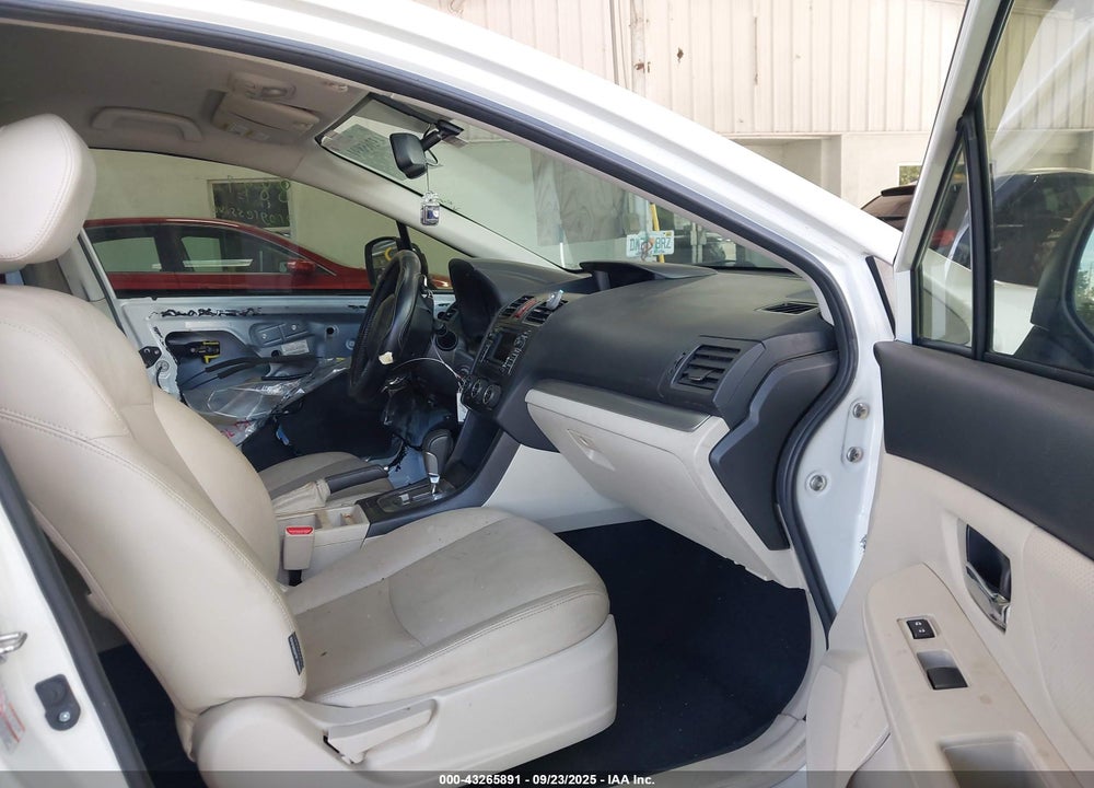 2014 SUBARU XV CROSSTREK VIN: JF2GPAGC8E8270507