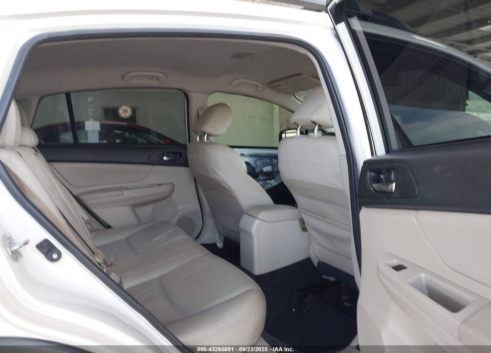2014 SUBARU XV CROSSTREK VIN: JF2GPAGC8E8270507