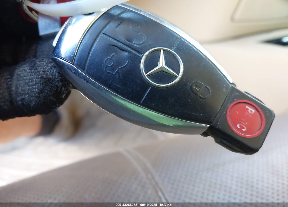 2007 MERCEDES-BENZ S 550 4MATIC VIN: WDDNG86X37A115206