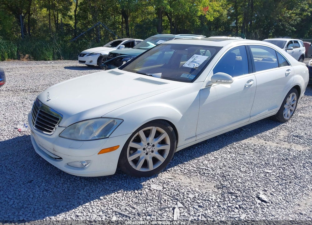2007 MERCEDES-BENZ S 550 4MATIC VIN: WDDNG86X37A115206
