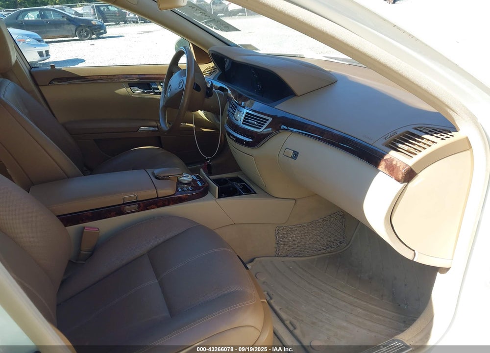 2007 MERCEDES-BENZ S 550 4MATIC VIN: WDDNG86X37A115206