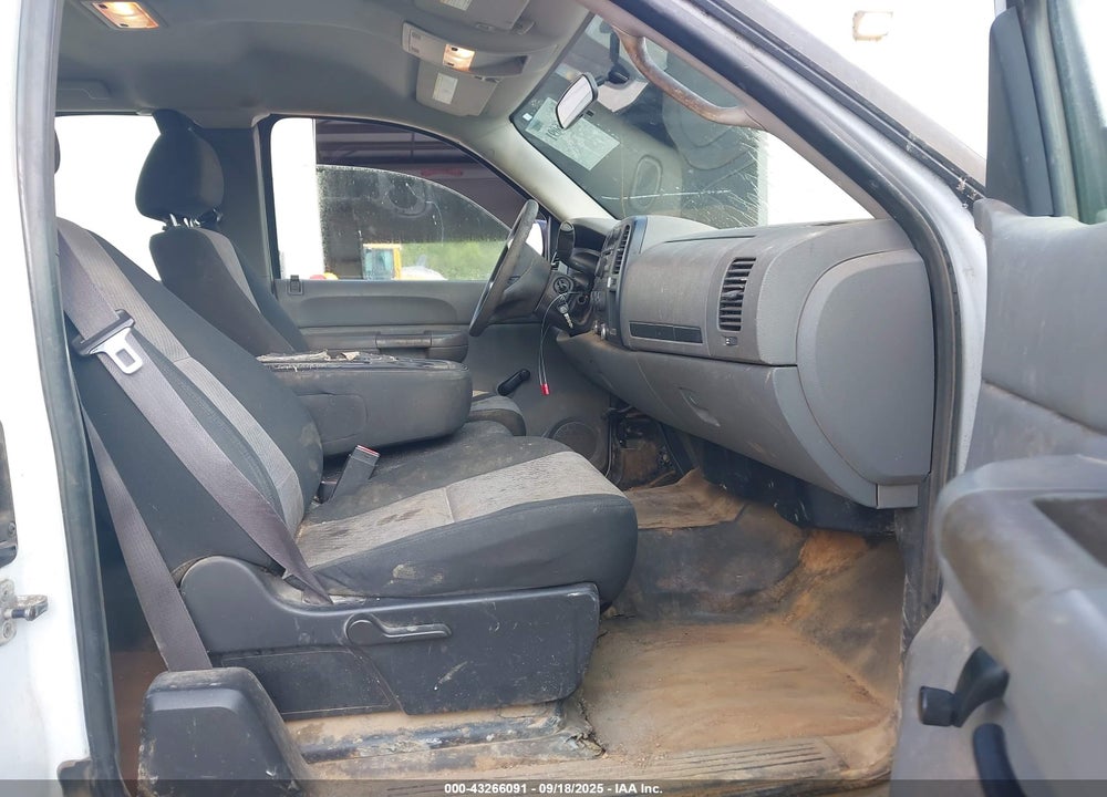 2007 CHEVROLET SILVERADO 2500HD WORK TRUCK VIN: 1GCHC29K07E583421