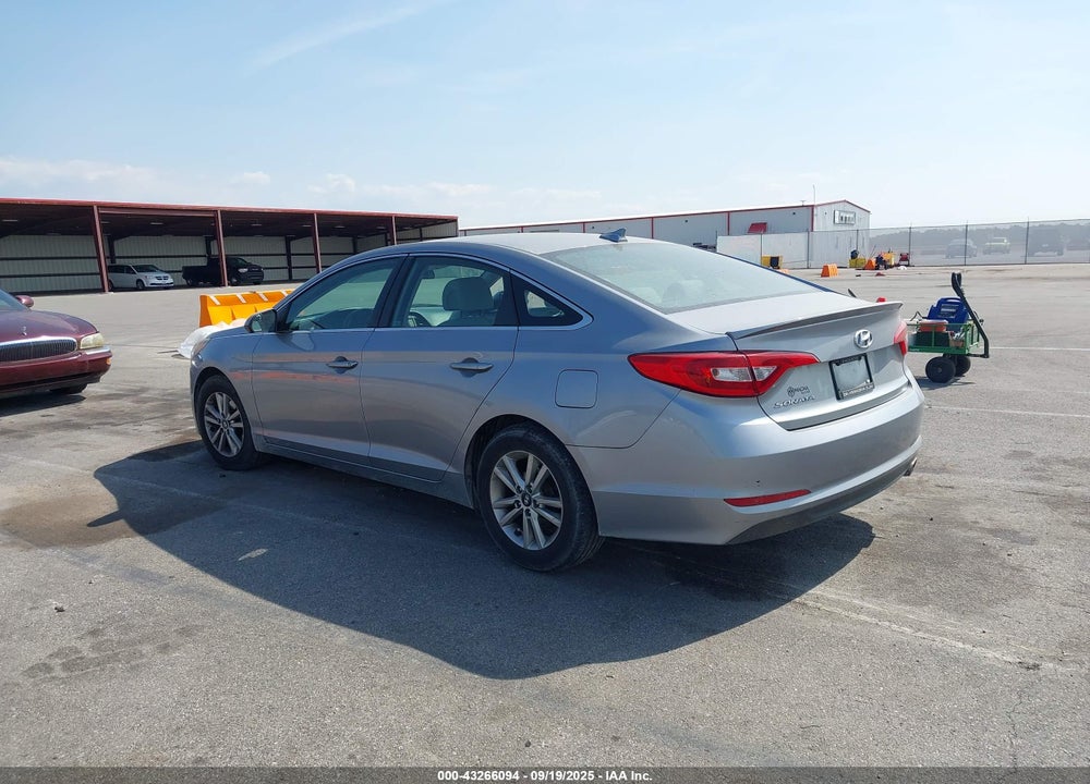 2017 HYUNDAI SONATA VIN: 5NPE24AF4HH532408