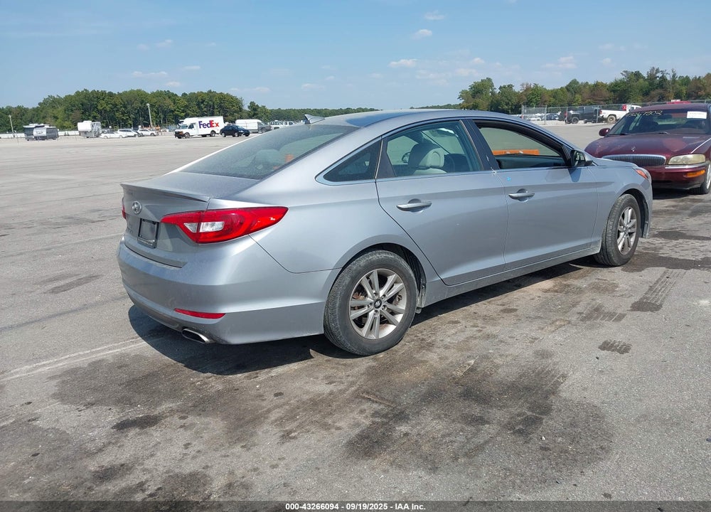 2017 HYUNDAI SONATA VIN: 5NPE24AF4HH532408
