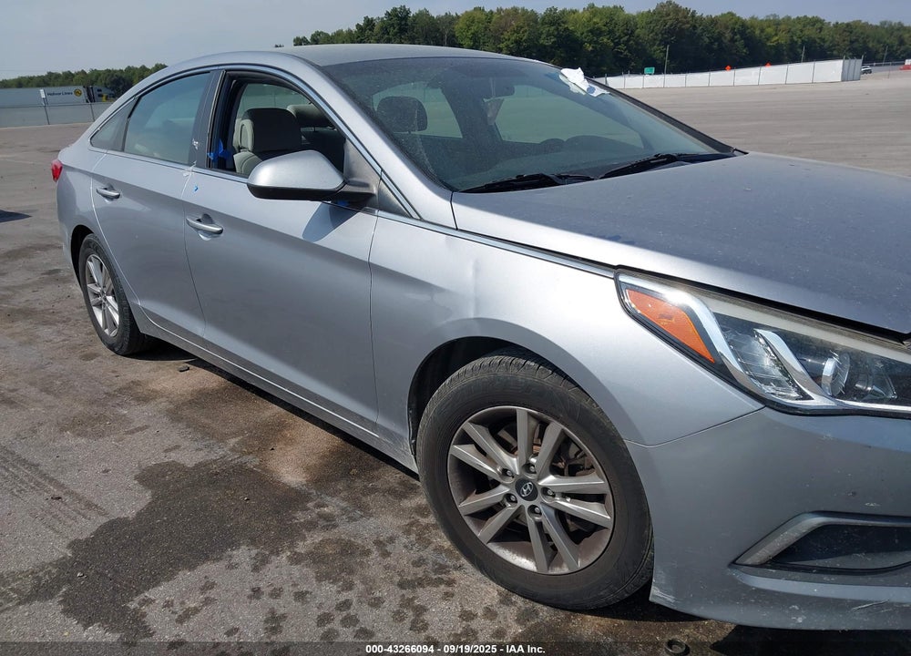 2017 HYUNDAI SONATA VIN: 5NPE24AF4HH532408