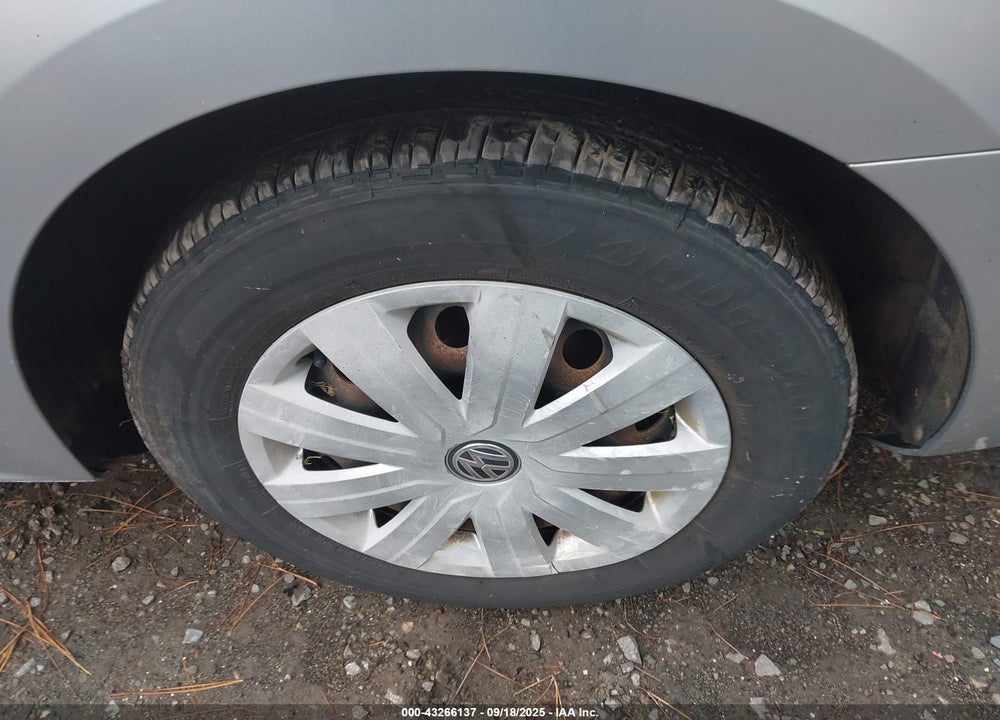 2015 VOLKSWAGEN JETTA VIN: 3VW2K7AJ9FM297436