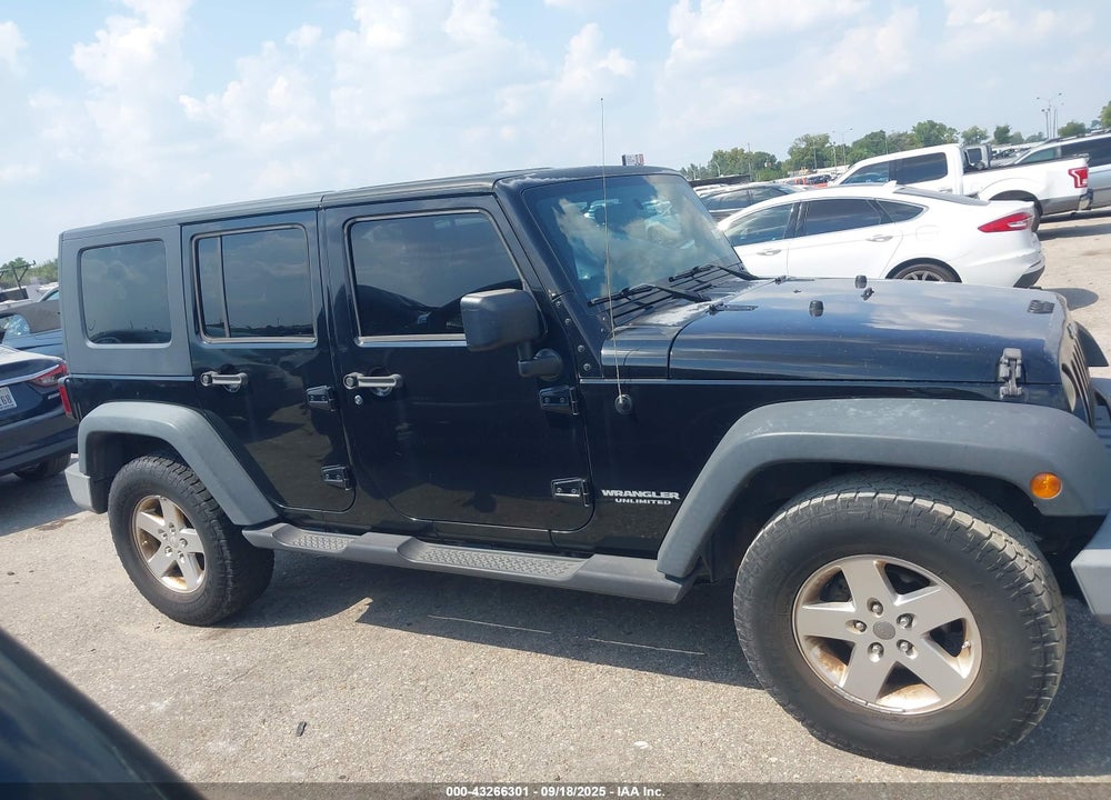 2008 JEEP WRANGLER / VIN: 1J4GA39148L612425