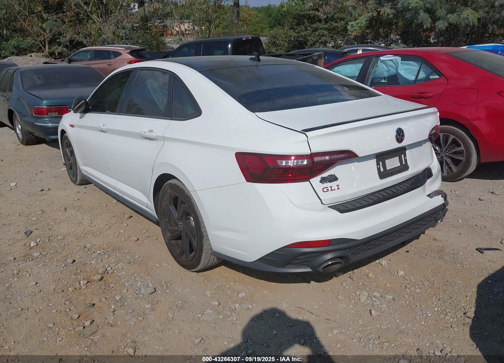 2024 VOLKSWAGEN JETTA GLI 2.0T AUTOBAHN VIN: 3VW2T7BU0RM086183
