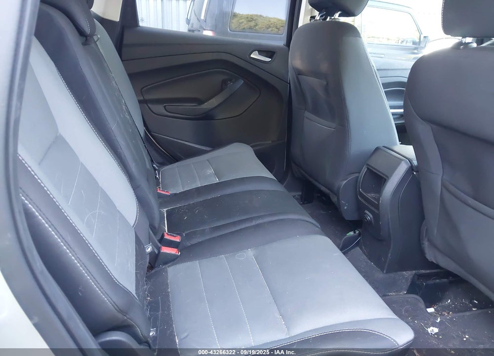 2016 FORD ESCAPE VIN: 1FMCU9GX3GUC65406