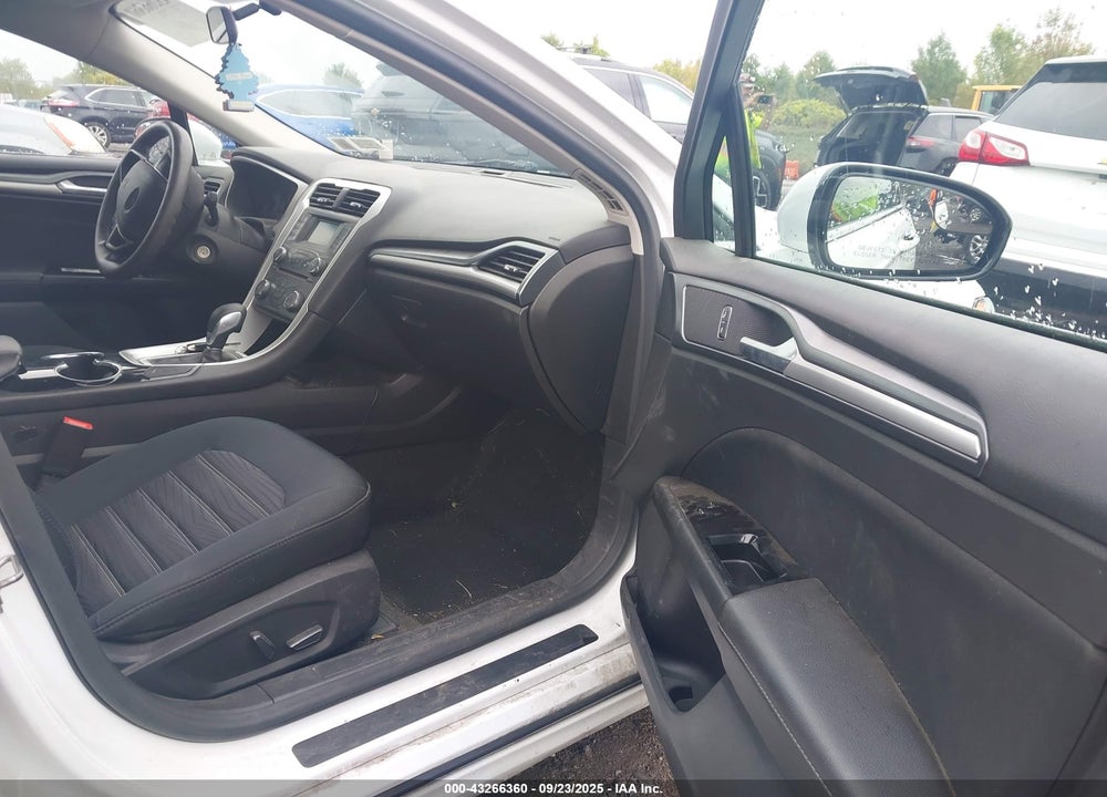 2016 FORD FUSION VIN: 3FA6P0H74GR161457