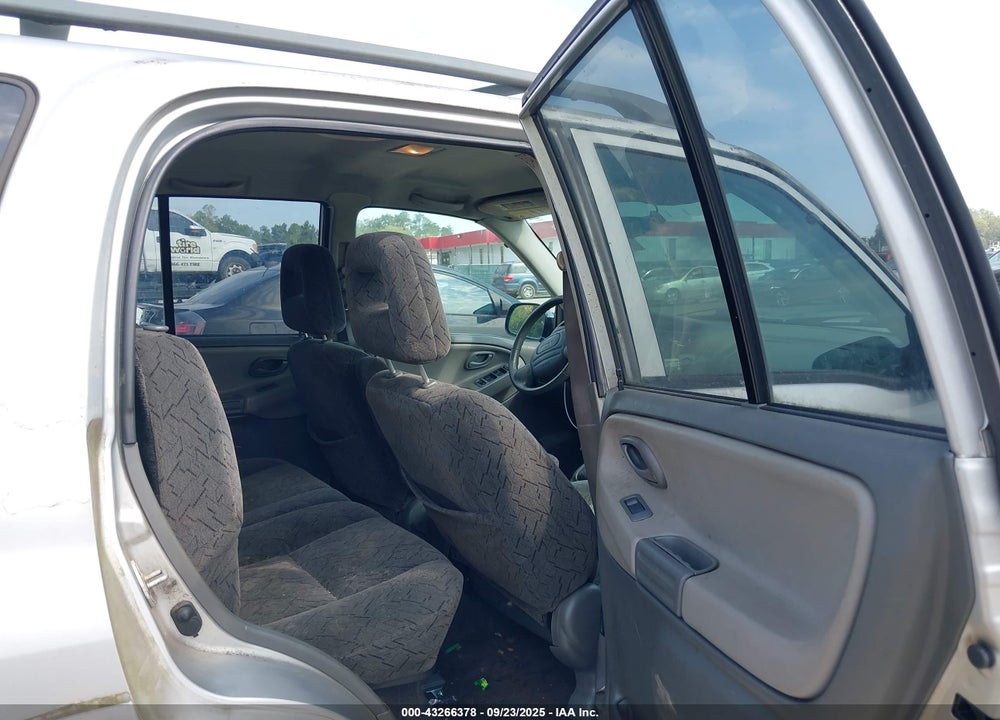 2004 CHEVROLET TRACKER ZR2 VIN: 2CNBJ734046917462