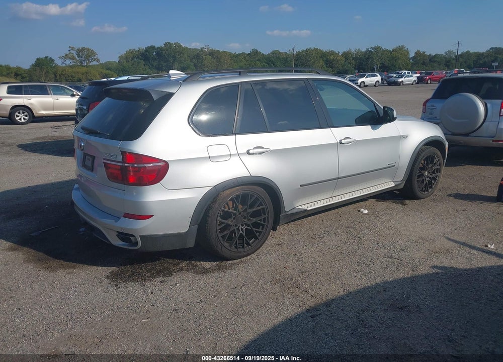 2011 BMW X5 XDRIVE50I VIN: 5UXZV8C52BL417537