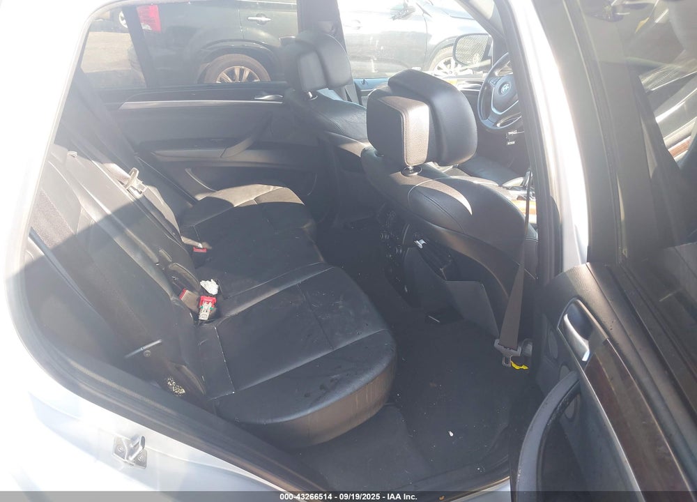 2011 BMW X5 XDRIVE50I VIN: 5UXZV8C52BL417537