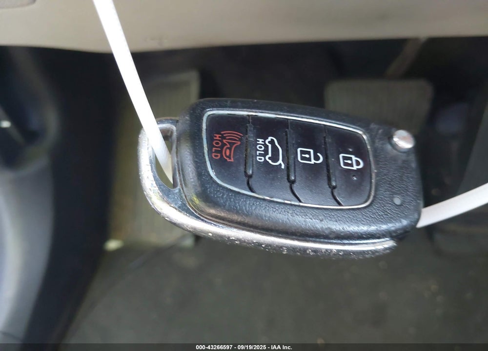 2019 HYUNDAI TUCSON SE VIN: KM8J23A41KU052763