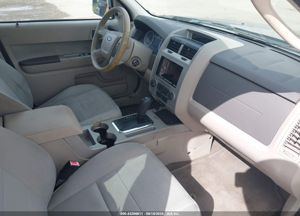 2010 FORD ESCAPE VIN: 1FMCU9DG5AKD24009