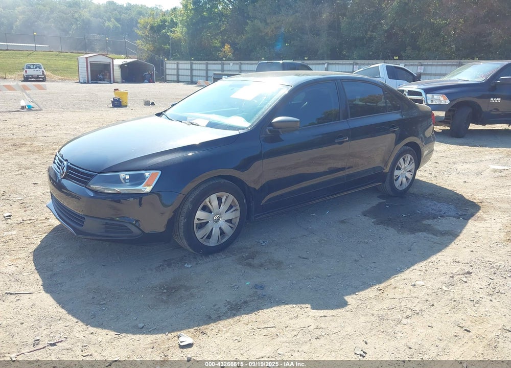 2013 VOLKSWAGEN JETTA VIN: 3VW2K7AJ3DM217853