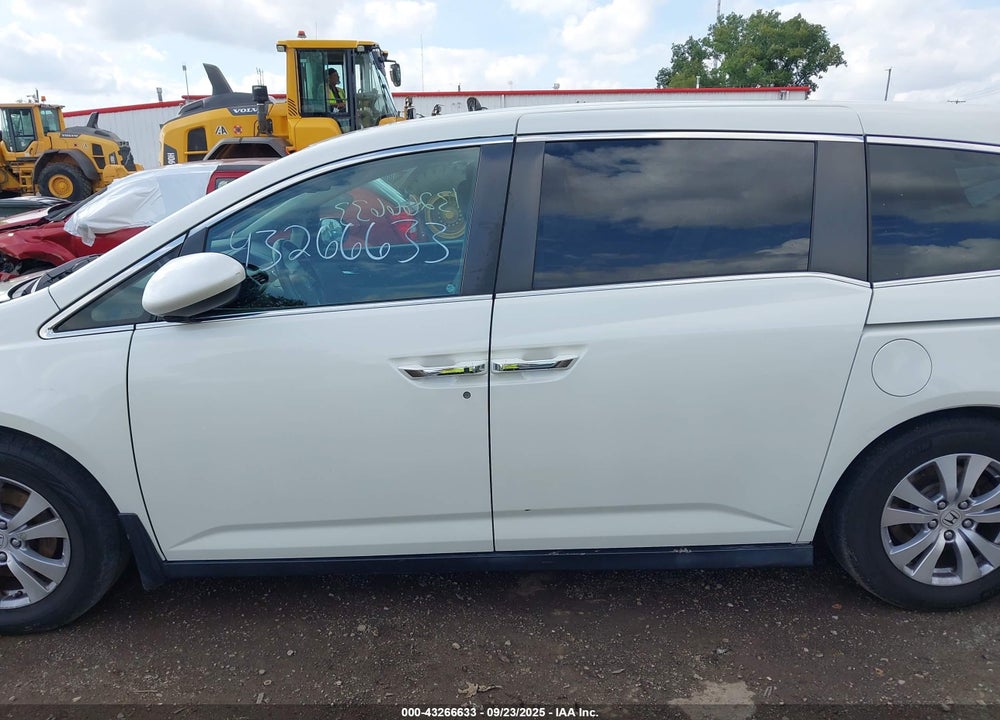 2015 HONDA ODYSSEY EX-L VIN: 5FNRL5H68FB126878