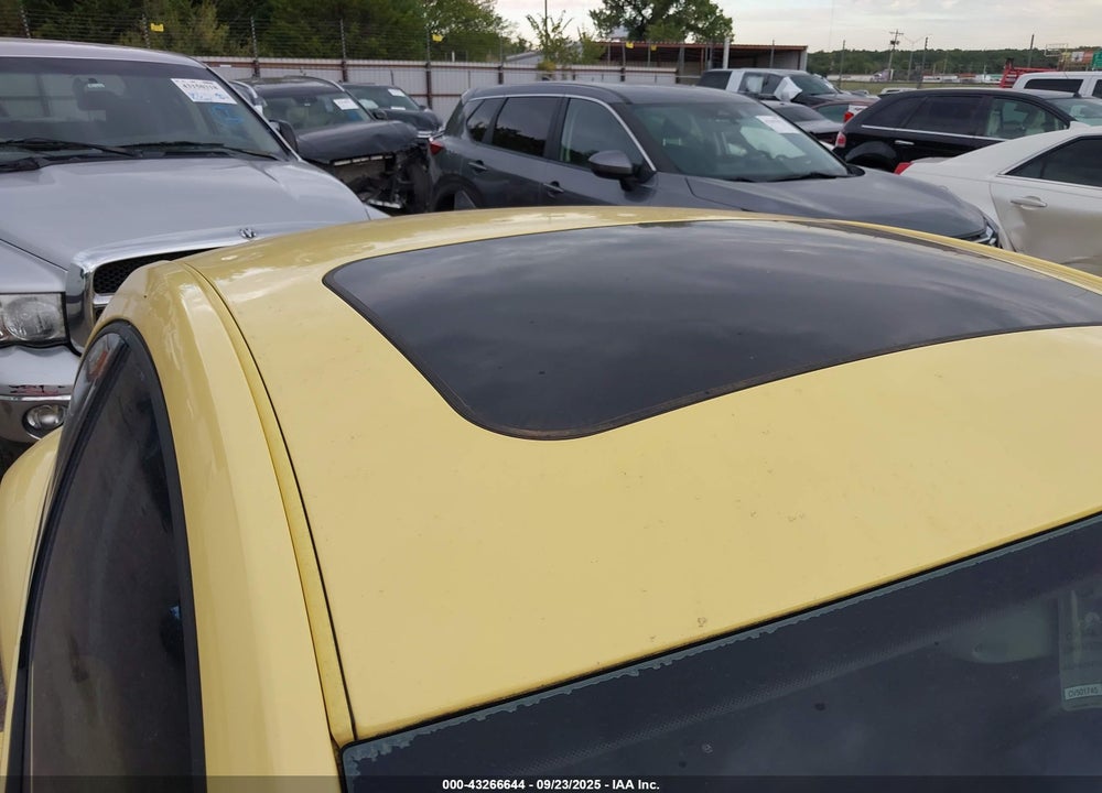 2006 VOLKSWAGEN BEETLE VIN: 3VWSW31C96M406945