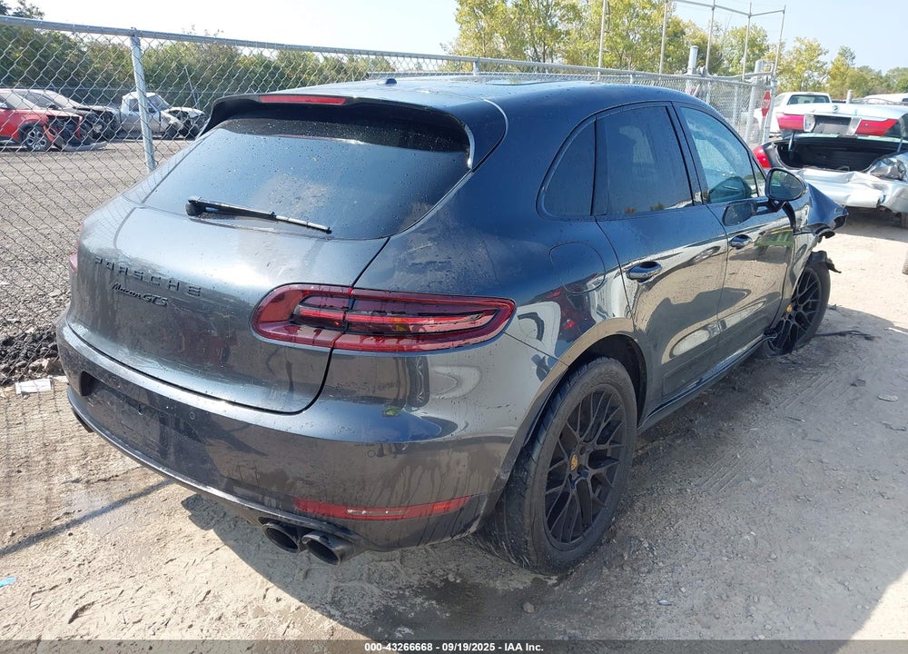 2017 PORSCHE MACAN VIN: WP1AG2A57HLB51982