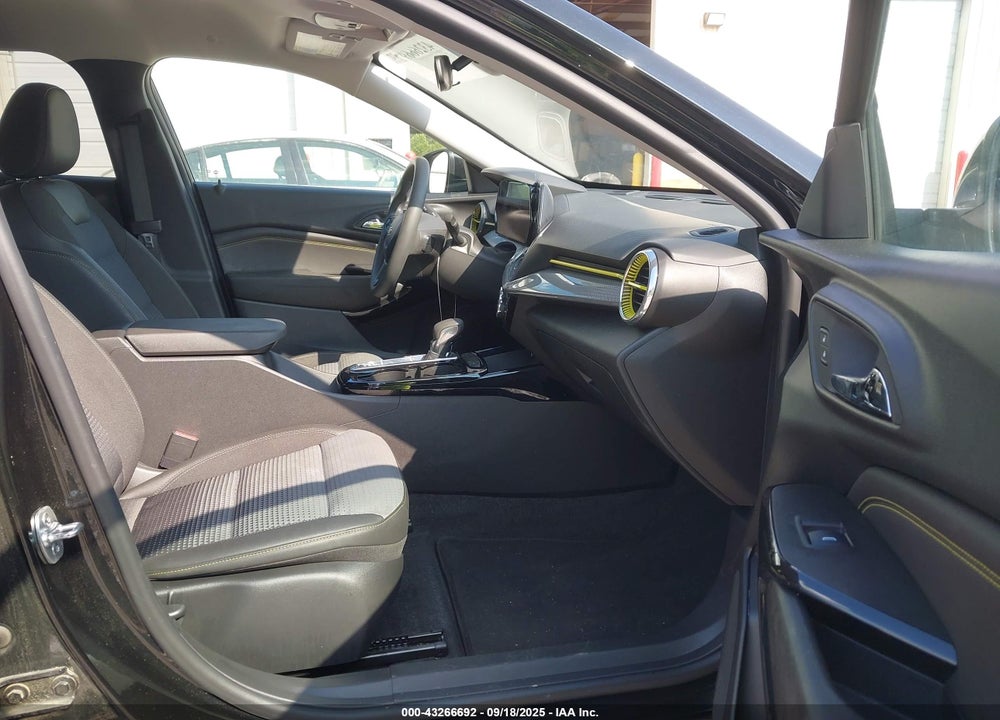 2024 CHEVROLET TRAX VIN: KL77LHE2XRC237568
