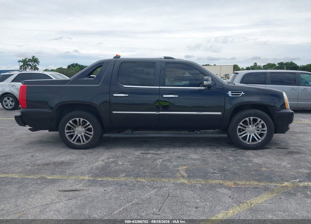 2008 CADILLAC ESCALADE EXT STANDARD VIN: 3GYFK62838G266222