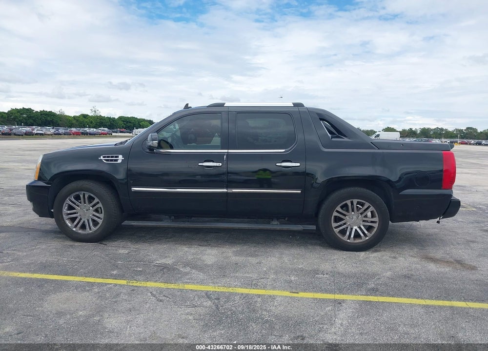 2008 CADILLAC ESCALADE EXT STANDARD VIN: 3GYFK62838G266222