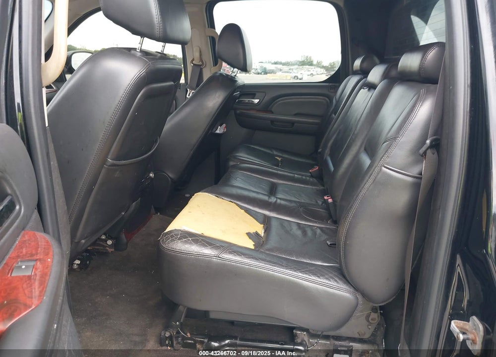 2008 CADILLAC ESCALADE EXT STANDARD VIN: 3GYFK62838G266222