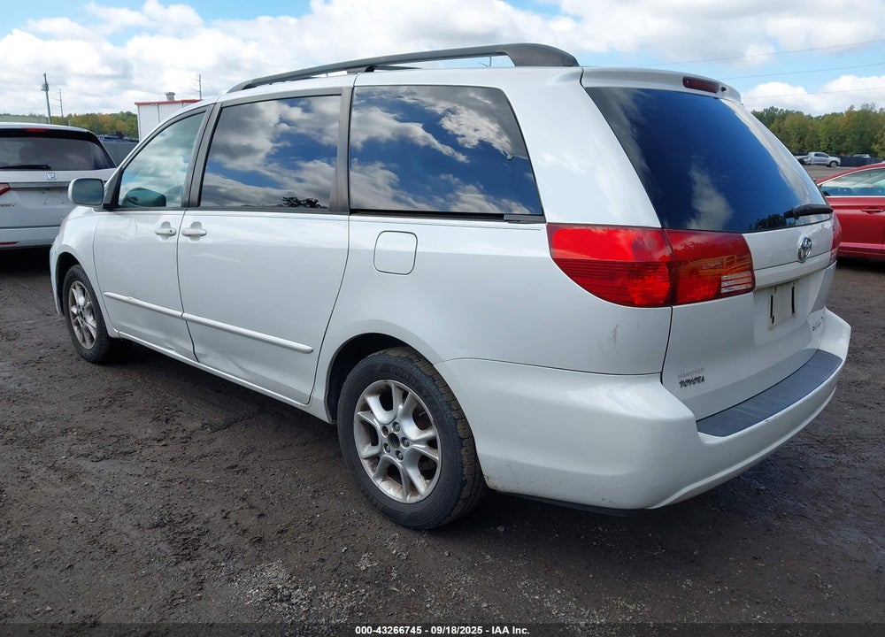 2004 TOYOTA SIENNA XLE VIN: 5TDZA22C94S154006