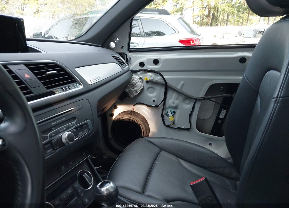 2018 AUDI Q3 VIN: WA1ECCFS7JR021281