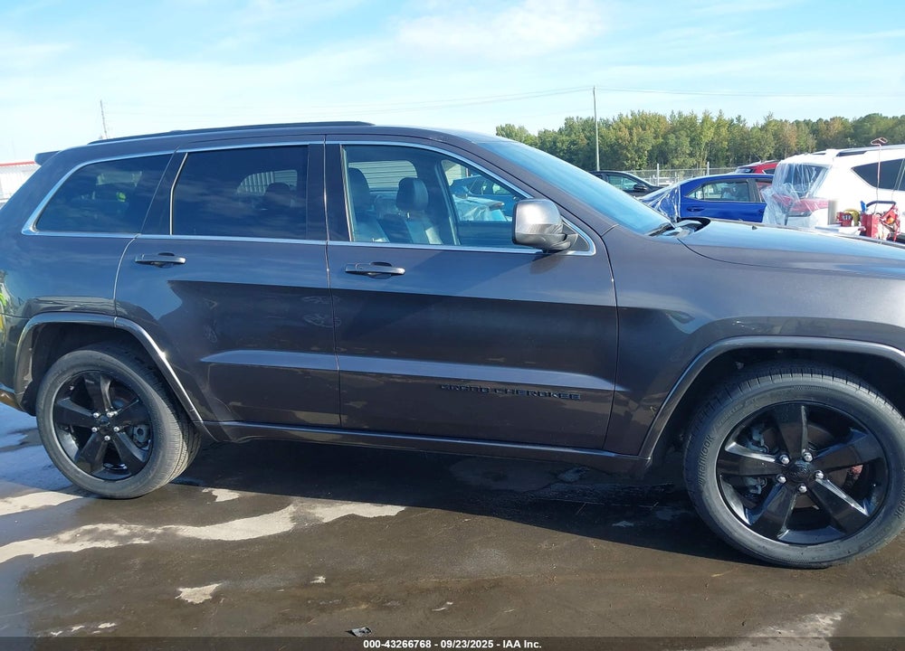 2015 JEEP GRAND CHEROKEE VIN: 1C4RJEAG3FC136921