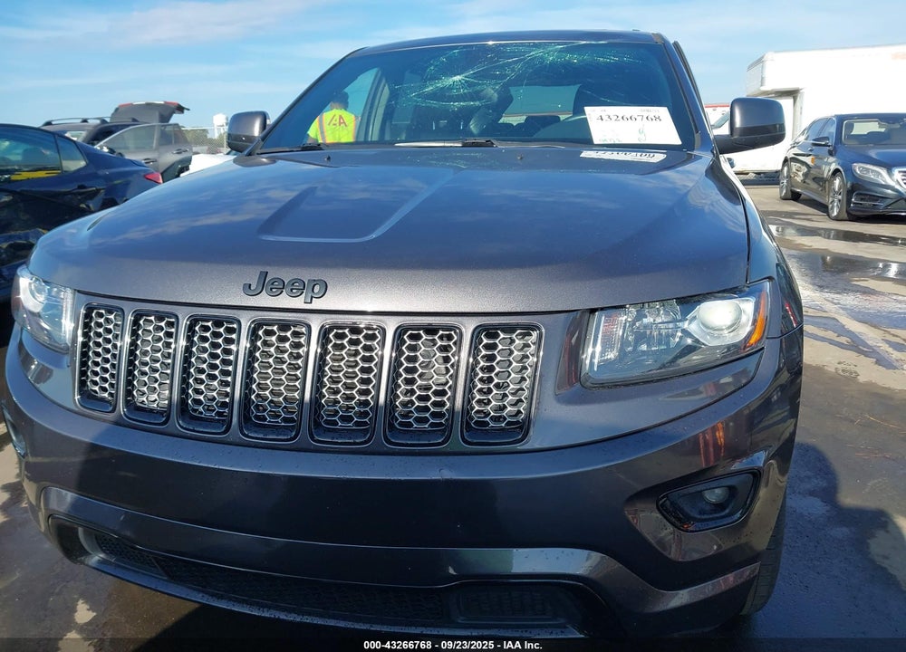 2015 JEEP GRAND CHEROKEE VIN: 1C4RJEAG3FC136921