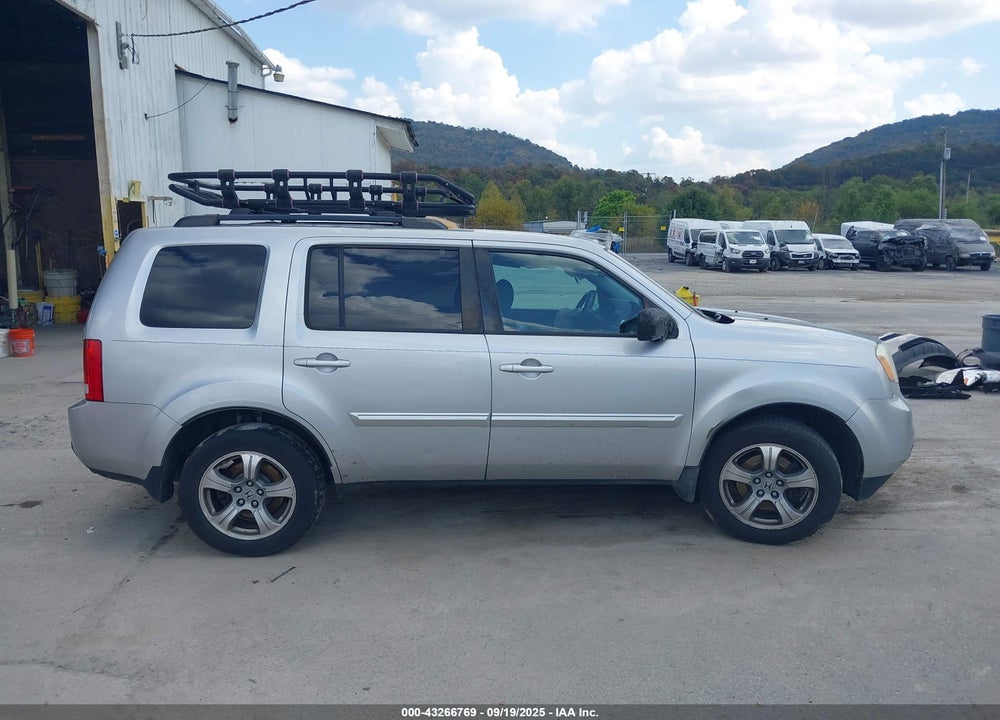 2012 HONDA PILOT VIN: 5FNYF3H62CB022096