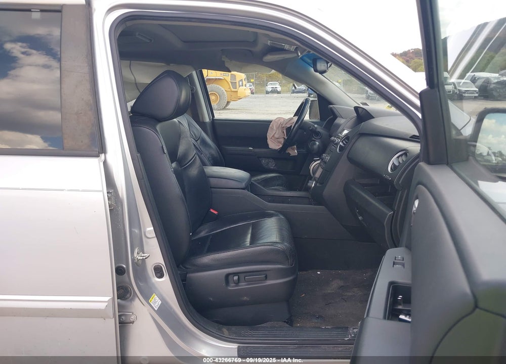2012 HONDA PILOT VIN: 5FNYF3H62CB022096