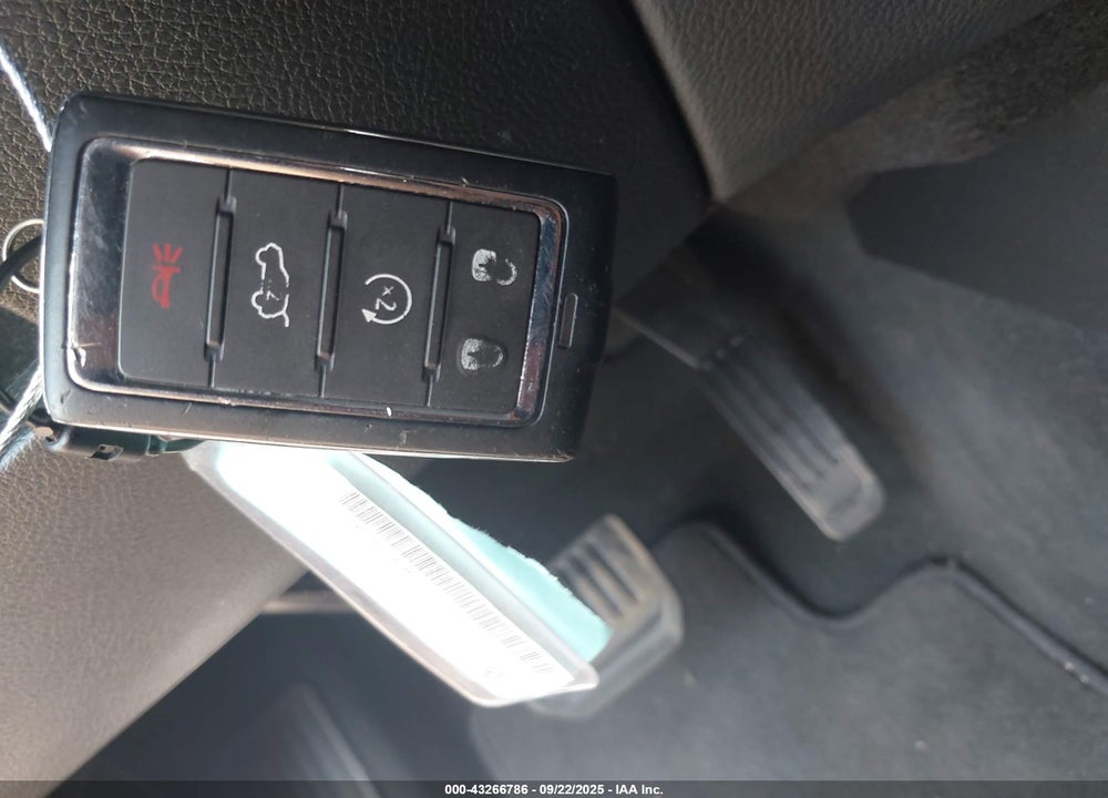 2024 JEEP GRAND CHEROKEE 4XE VIN: 1C4RJYB66R8532002