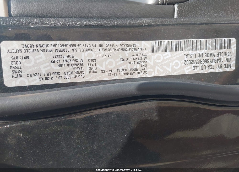 2024 JEEP GRAND CHEROKEE 4XE VIN: 1C4RJYB66R8532002