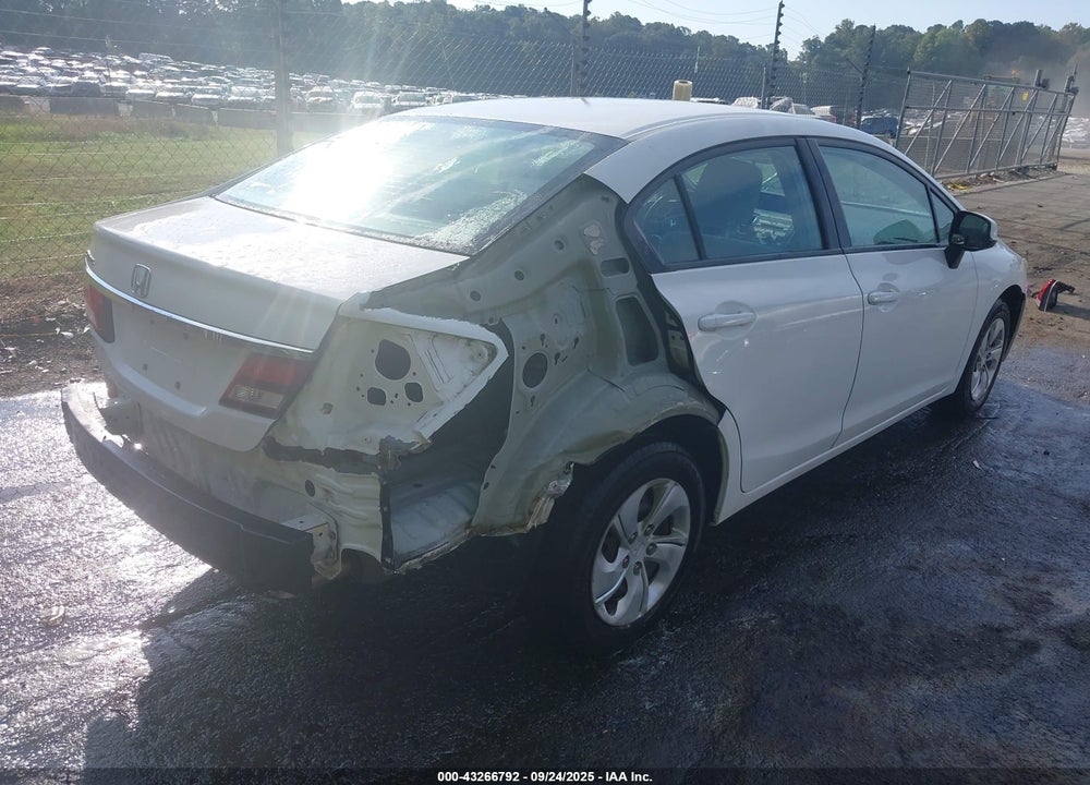 2013 HONDA CIVIC LX VIN: 2HGFB2F58DH571810