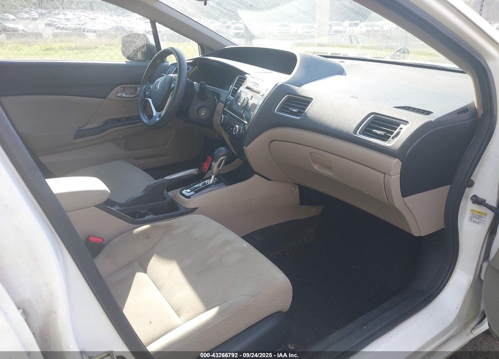 2013 HONDA CIVIC LX VIN: 2HGFB2F58DH571810